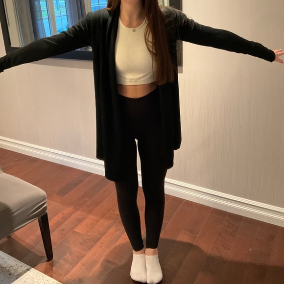 Black Cardigan, never worn very soft and size small - Picture 2 of 5